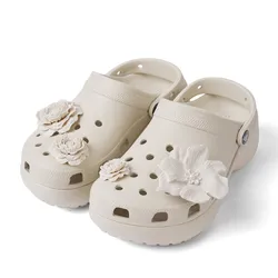 Giày Nữ Crocs Classic Platform Bouquet Woman Sandal Almond Tint, Lightweight Flexible 360-degree Comfort Màu Kem Size 35