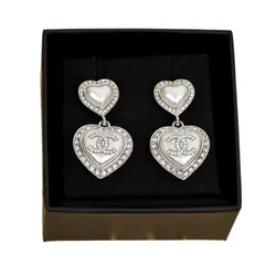 Khuyên Tai Nữ Chanel Double Heart Cc Diamonds Silver Earrings Màu Bạc