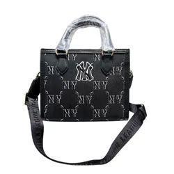 Túi Đeo Chéo MLB Diamond Monogram New York Yankees Crossbody Bag 7ACRMDG5N Màu Đen
