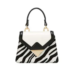 Túi Đeo Chéo Nữ Lyn Carrie Top Handle Handbag - Zebra LL25FBF019 Màu Đen Trắng