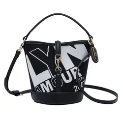 Túi Đeo Chéo Nữ Lyn Jayla Bucket Bag Black Variation 2 L25FBWB015 Màu Đen