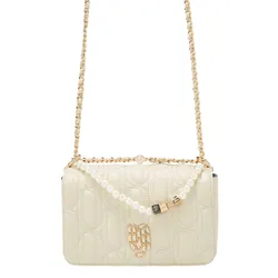 Túi Đeo Chéo Nữ Lyn Mika Moon Infinite Crossbody Bag LL25FBM030 Màu Kem