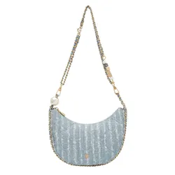 Túi Đeo Vai Nữ Lyn Mika Infinite Half Moon Shoulder Bag Blue Variation 2 LL25FBM064 Màu Xanh Nhạt