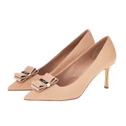 Giày Cao Gót Nữ Salvatore Ferragamo Winnie Leather Pumps Màu Be Size 5.5