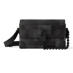 Túi Đeo Chéo Nam Louis Vuitton LV Steamer M14923 Màu Đen Xám