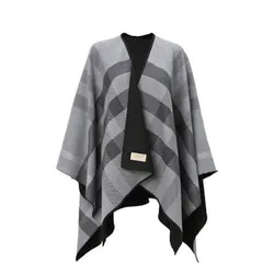 Khăn Quàng Cổ Nữ Burberry Reversible Check Merino Wool Poncho Scarf Màu Xám Đen