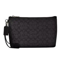 Túi Cầm Tay Coach Pouch In Signature Canvas CCF32 Màu Đen