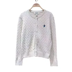 Áo Len Nữ WHOAU SS25 Steve Bear Màu Trắng Kem