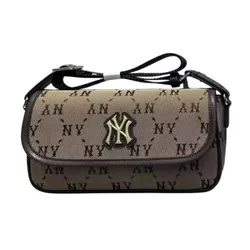 Túi Đeo Chéo MLB Diamond Monogram Jacquard NY Yankees 7ACRM046N-50BRS Màu Nâu