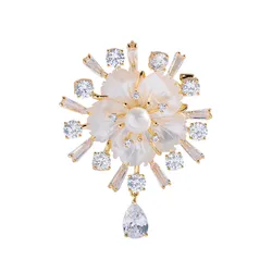 Cài Áo Nữ Meri Pearl Radiance BR920 Màu Vàng/Trắng