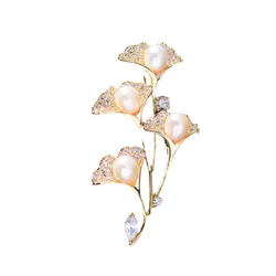 Cài Áo Nữ Meri Ginkgo Pearl BR976 Màu Vàng