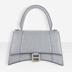 Lịch sử hình thành và phát triển của thương hiệu Balenciaga đắt giá