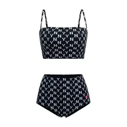 Frankies Bikinis là thương hiệu bikini được các nàng It-girl ưa chuộng hè này