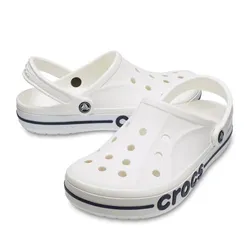 Top 10 hãng giày dép Crocs nổi tiếng hot trend năm 2025