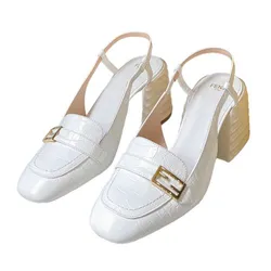 Top 10 mẫu giày Slingback đẹp, đi rất êm ái hiện nay