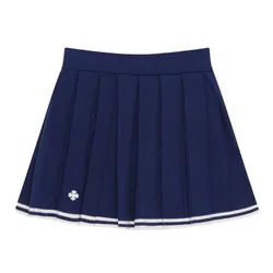 Kogal Fashion là gì? Cách mix đồ Kogal Fashion ấn tượng, thu hút