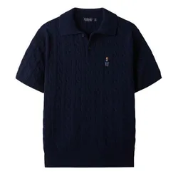 Mặc gì đi xem diễu binh 2/9? Gợi ý outfit ấn tượng cho nam và nữ