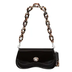 Túi Đeo Vai Nữ Coach Wavy Dinky Bag CQ056 Màu Đen