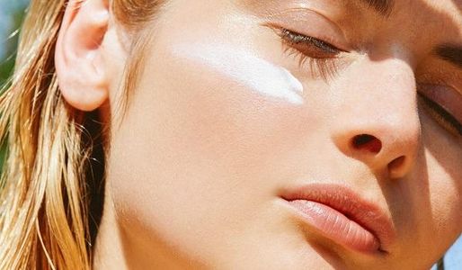 Kem dưỡng da chống nắng có đủ mạnh để bảo vệ làn da khỏi tia UV?