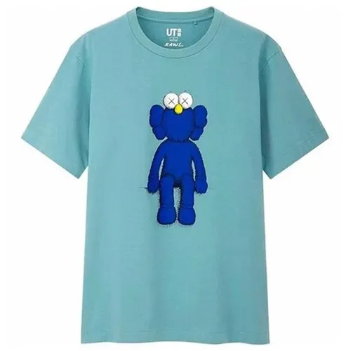 Áo Phông Kaws x Uniqlo UT Màu Xanh Cho Mùa Hè Size L