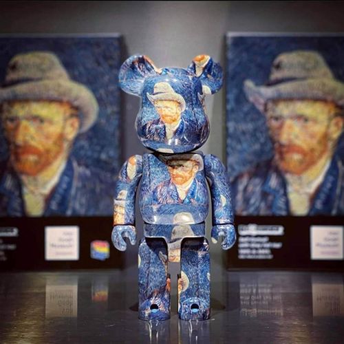 Đồ Chơi Mô Hình Bearbrick Van Gogh Museum Self With Grey Felt Hat Màu Xanh Size 100% + 400%-2