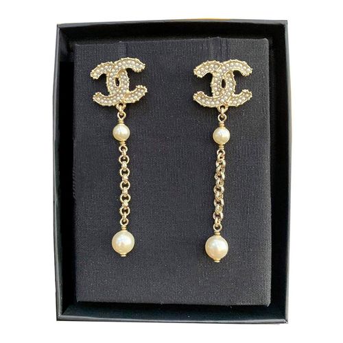 Khuyên Tai Chanel Earrings  Màu Vàng Ngọc Trai