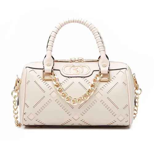 Túi Xách Lyn Karis S Handbags LL22SBF020 Màu Be