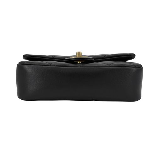 Túi Đeo Chéo Chanel Heart Charms Mini Flap Bag In Black Lambskin Màu Đen-3