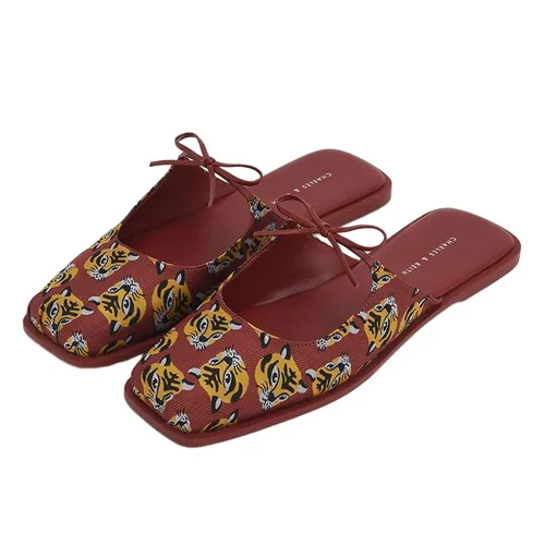 Giày Bệt Nữ Charles & Keith CNK Dionne Tiger-Print Jacquard Flat Mules Màu Đỏ/Vàng