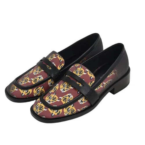Giày Lười Charles & Keith CNK Antonia Heat-Reactive Penny Loafers 70380759-1 Màu Đen Đỏ Size 37