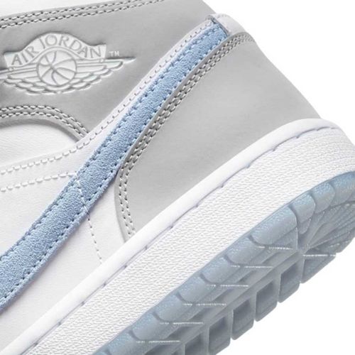Giày Thể Thao Nike Wmns Air Jordan 1 Mid Grey Blue BQ6472-105 Màu Xám Trắng Size 41-3