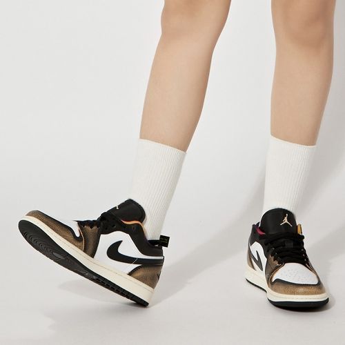 Giày Thể Thao Nike Air Jordan 1 Low DQ8422-001 Màu Đen Trắng Size 45-6