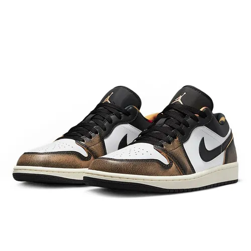 Giày Thể Thao Nike Air Jordan 1 Low DQ8422-001 Màu Đen Trắng Size 42.5