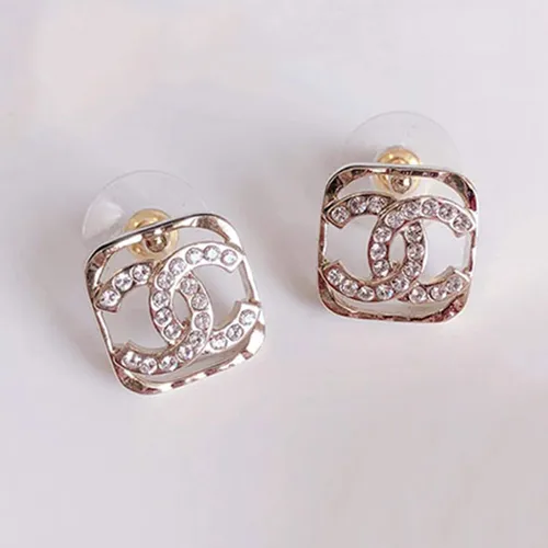 Trang sức - Khuyên Tai Chanel CC Logo Amphibole Màu Vàng Trắng - Vua Hàng Hiệu