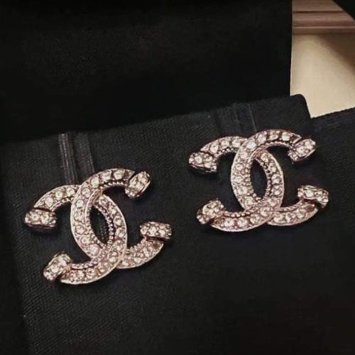 Khuyên Tai Chanel CC Stud Women's Earrings Màu Trắng Bạc