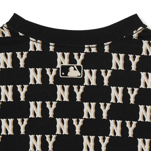 Áo Thun MLB Logo T-Shirts New York Yankees 3ATSM1133-50BKS Màu Đen Size S-4