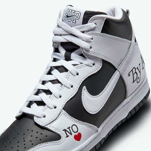Giày Thể Thao Supreme x Nike SB Dunk High By Any Means DN3741-002 Màu Trắng Phối Đen Size 42-3