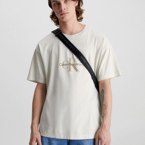 Áo Thun Nam Calvin Klein CK Tshirt J323306 ACI Màu Be-3