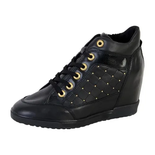 Sneakers Độn Gót Geox D Carum C Màu Đen Size 39