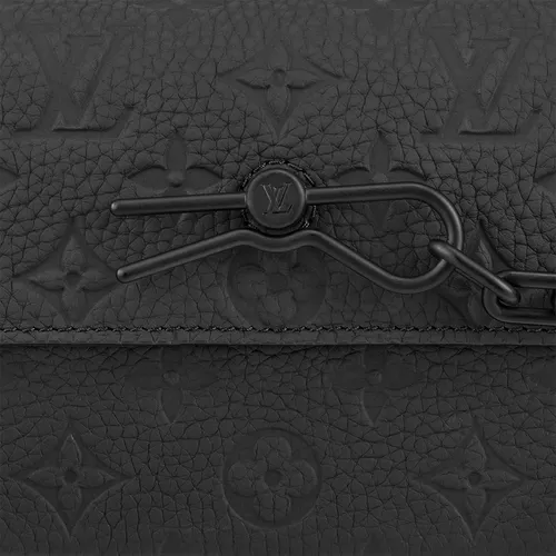 Shop Louis Vuitton 2024 SS M81746 Steamer Wearable Wallet (M81746) by  ElmShoesStyle