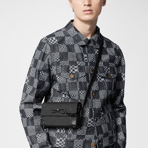 Túi Đeo Chéo Louis Vuitton LV Steamer Wearable Wallet M81746 Màu Đen-6