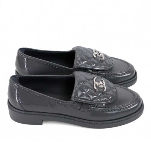 Giày Lười Nữ Chanel CC Gray Patent Loafers Màu Ghi Size 37-3