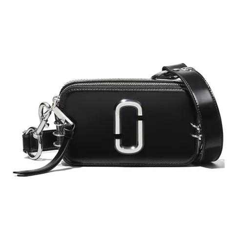 Túi xách Marc Jacobs Unisex - Túi Đeo Chéo Marc Jacobs The Pierced Snapshot Crossbody Bag Màu Đen - Vua Hàng Hiệu