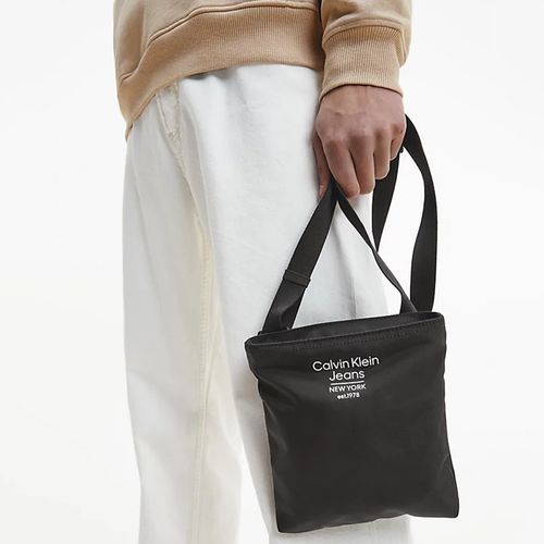 Túi Đeo Chéo Nam Calvin Klein CK Recycled Flat Crossbody Bag K50K510102_BDS Màu Đen-3