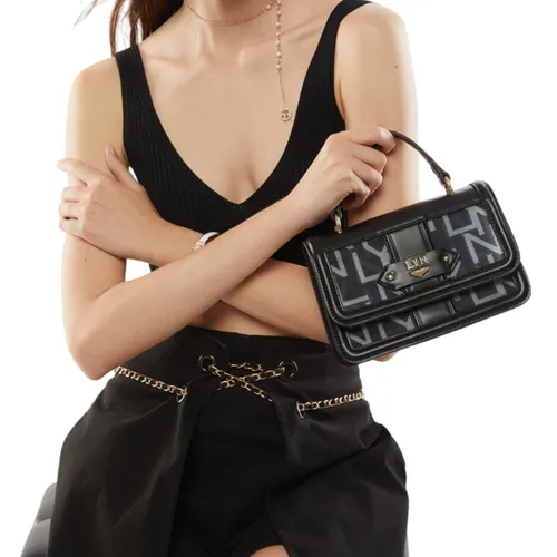 Túi Xách Tay Nữ Lyn Navillera Front Flap Handbags LL23FBF035 Màu Đen