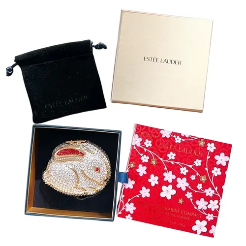 Trang điểm Estée Lauder Mọi loại da - Phấn Phủ Dạng Nén Estée Lauder Year Of The Rabbit Perfecting Setting Powder ranslucent-Không Màu 2.85g - Vua Hàng Hiệu