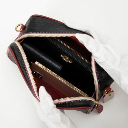 Túi Đeo Chéo Nữ Coach Kia Camera Bag In Pebbled Leather CE735 Màu Đen Viền Đỏ-8