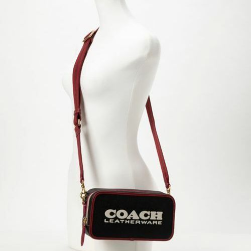 Túi Đeo Chéo Nữ Coach Kia Camera Bag In Pebbled Leather CE735 Màu Đen Viền Đỏ-9