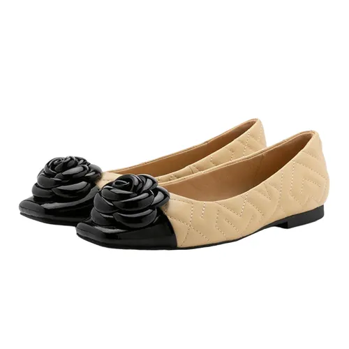 Giày - Giày Bệt Nữ Pazzion Floret Patent Toe Cap Quilted Flats C228-1ALM034 Màu Đen Be - Vua Hàng Hiệu