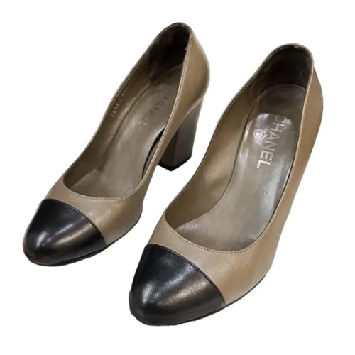 Giày Cao Gót Nữ Chanel Super Bargain High Heels Pumps Màu Nâu Sữa Size 37.5
